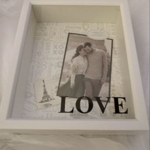 Paris Love shadow box